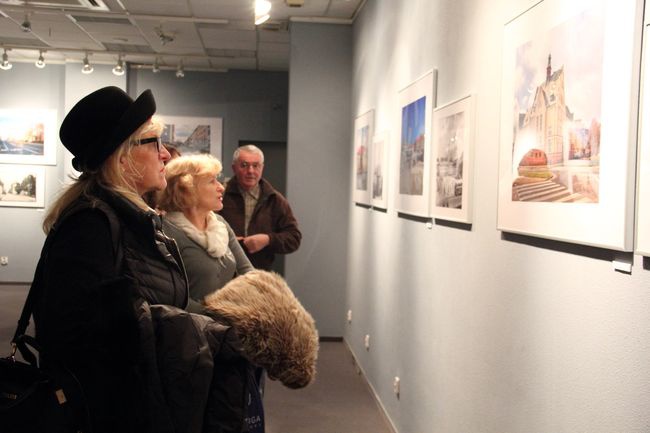 Wernisaż wystawy fotograficznej "Koszalin dawniej i dziś"