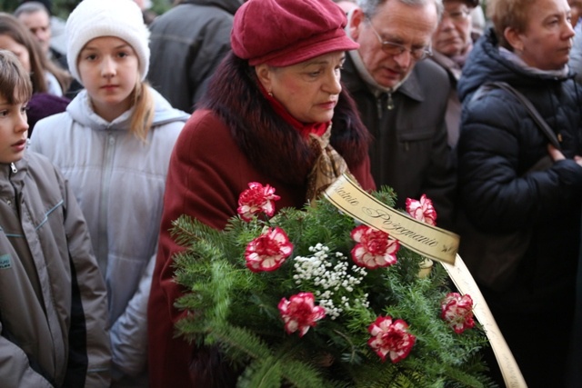 Ostatnie pożegnanie śp. ks. kan. Karola Psurka