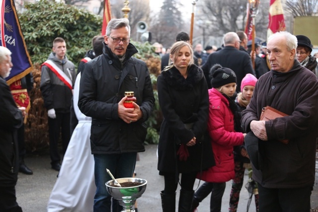 Ostatnie pożegnanie śp. ks. kan. Karola Psurka