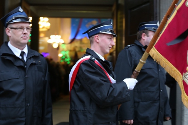 Ostatnie pożegnanie śp. ks. kan. Karola Psurka