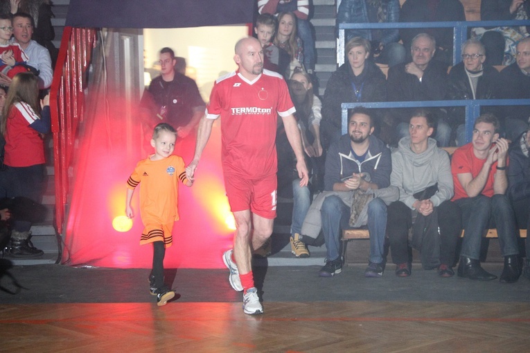 XII Turniej Charytatywny "Gwiazdy na Gwiazdkę"