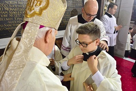 Olimpiusz Hyla otrzymał strój duchowny 8 grudnia 2015 r. 