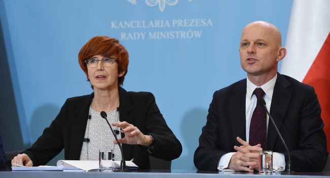 Komitet Stały rządu przyjął projekt programu 500 +