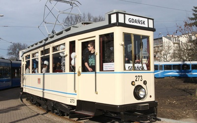 Stary tramwaj gdański kursuje po Krakowie