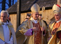 Na przybycie obraz Jezusa Miłosiernego wraz z rodakami czekał kard. Kazimierz Nycz