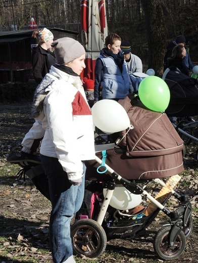 Rodzinny spacer buggygym w bielskiej Wapienicy