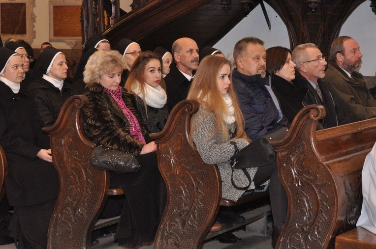 Relikwie o. Zbigniewa Strzałkowskiego w Tarnowie