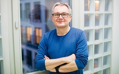 Dr hab. Krzysztof Biedrzycki , historyk literatury, krytyk literacki, badacz edukacji polonistycznej, adiunkt na Wydziale Polonistyki UJ, profesor nadzwyczajny w Instytucie Badań Edukacyjnych