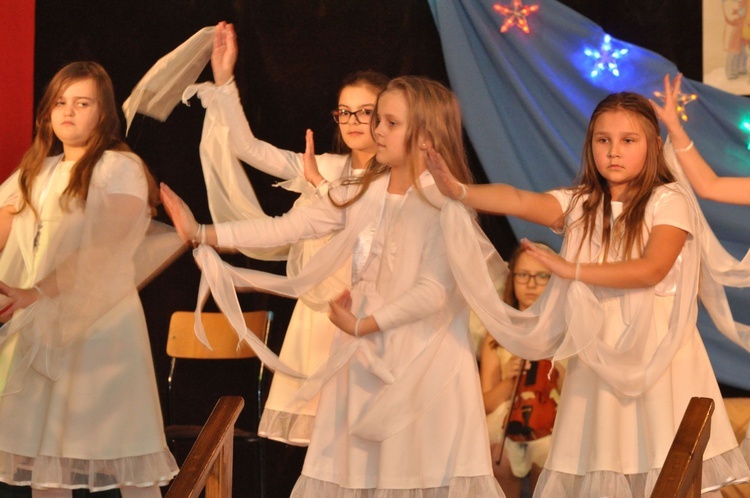 Przedstwienie o m. Kolumbie Róży Białeckiej