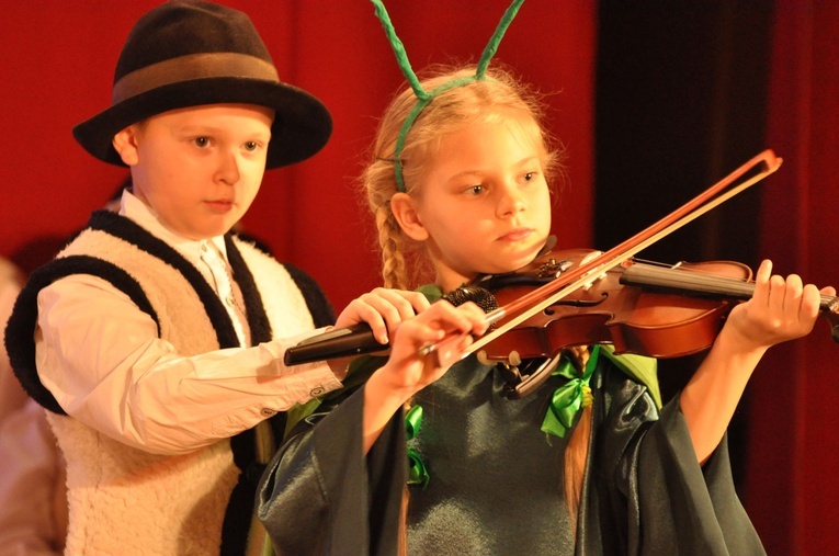 Przedstwienie o m. Kolumbie Róży Białeckiej