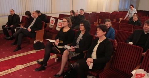 Radzą nad rodzinami