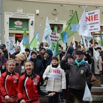 Manifestacja przeciw powiększeniu Opola