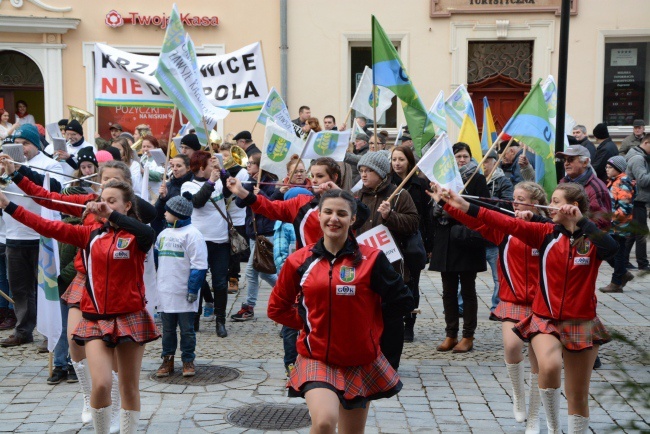 Manifestacja przeciw powiększeniu Opola