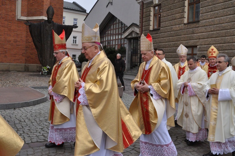 Święcenia bp. Leszka Leszkiewicza, cz. I