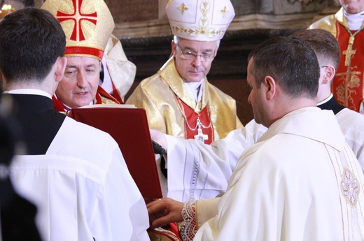 Święcenia biskupie ks. Leszkiewicza, cz. I. Liturgia i ryt święceń