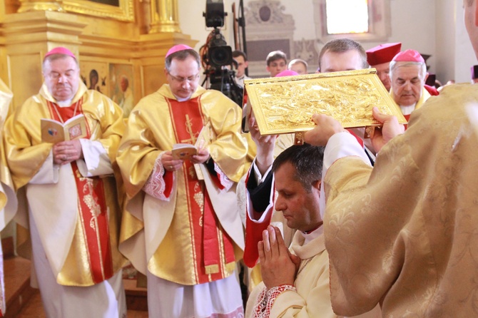 Święcenia biskupie ks. Leszkiewicza, cz. I. Liturgia i ryt święceń