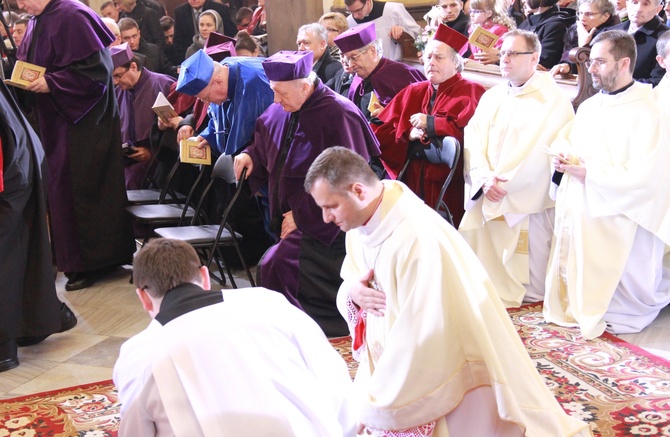 Święcenia biskupie ks. Leszkiewicza, cz. I. Liturgia i ryt święceń