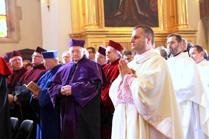 Święcenia biskupie ks. Leszkiewicza, cz. I. Liturgia i ryt święceń