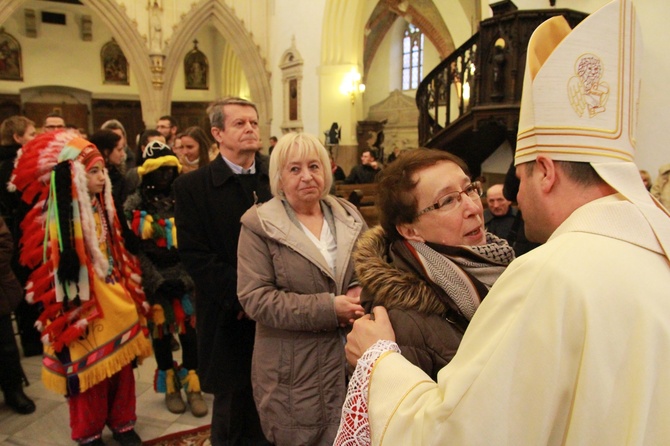 Święcenia biskupie ks. Leszkiewicza, cz. II. Goście i życzenia.