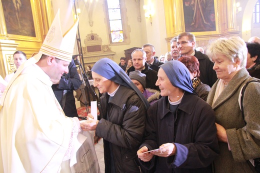 Święcenia biskupie ks. Leszkiewicza, cz. II. Goście i życzenia.