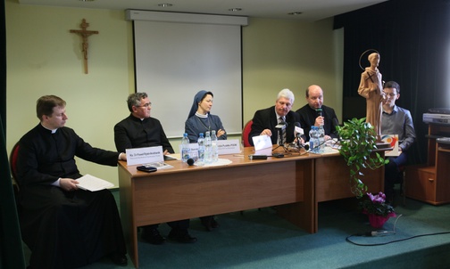 Z tej ofiary rodzi się Kościół