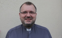 Inicjator Szkoły Ewangelizacji Cyryl i Metody, ks. Przemysław Sawa będzie papieskim misjonarzem miłosierdzia