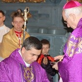 Z biskupem ordynariuszem Eucharystię koncelebrował bp Wojciech Osial