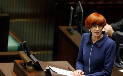 Sejm uchwalił ustawę dot. programu 500+