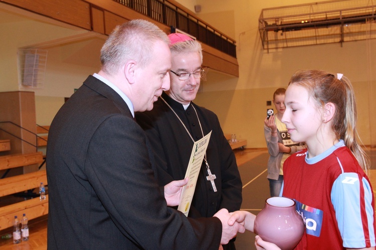 Piłka nożna dziewcząt