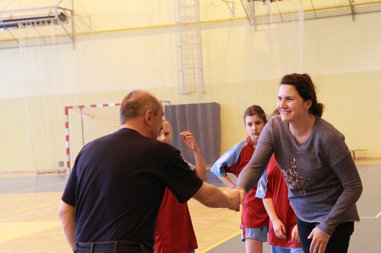 Piłka nożna dziewcząt