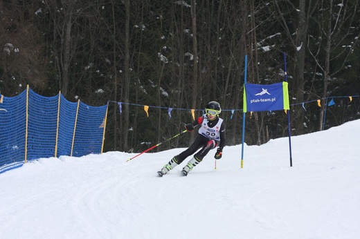 "Krzysiek pomaga pomagać" - slalom w Suchem