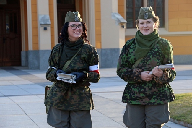 Żołnierze Państwa Podziemnego na ulicach 