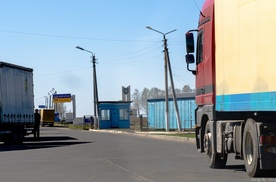 Ukraina: Rząd zakazał ruchu ciężarówek z Rosji