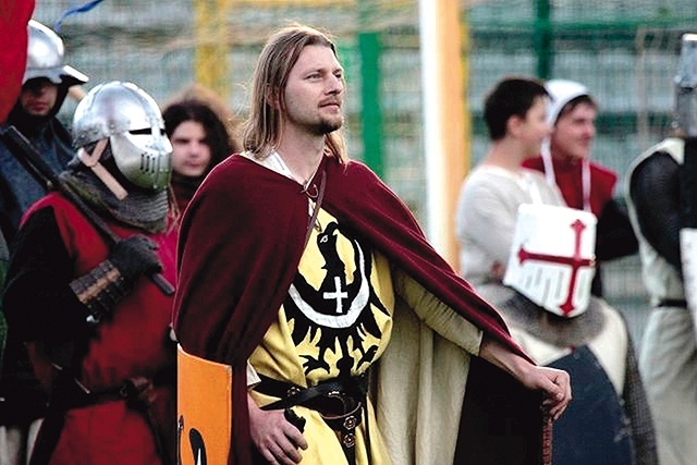  Książę Henryk zginął pod Legnicą w 1241 r., broniąc Europy  przed najazdem Mongołów