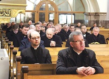  Na pierwszym w tym roku wielkopostnym dniu skupienia pojawiło się ponad 60 kapłanów z ziemi kłodzkiej