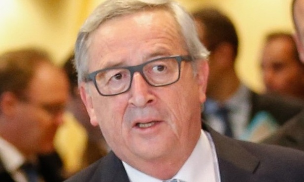Juncker: Opanowujemy kryzys migracyjny