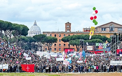 30 stycznia 2016 r. na terenie starożytnego Circus Maximus w Rzymie odbyła się ogromna manifestacja w obronie rodziny