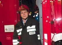  Mariusz Rybak to jeden z piątki strażaków, którzy wyruszyli na wyprawę charytatywną