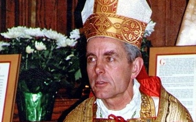 Bp Williamson chce wyświęcić nowego biskupa