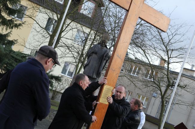Znaki ŚDM w sanktuarium w Rokitnie