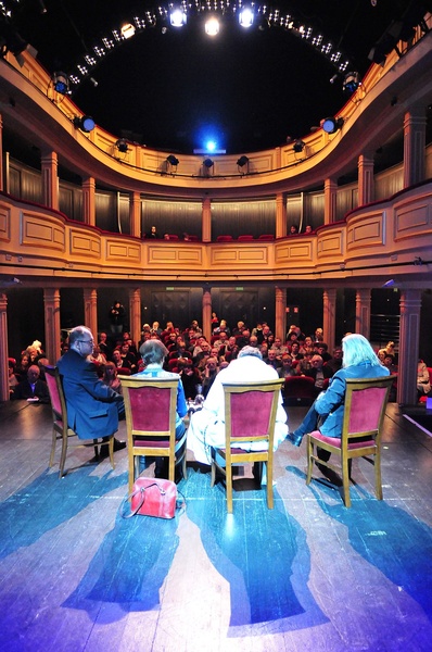 Debata w Teatrze Starym