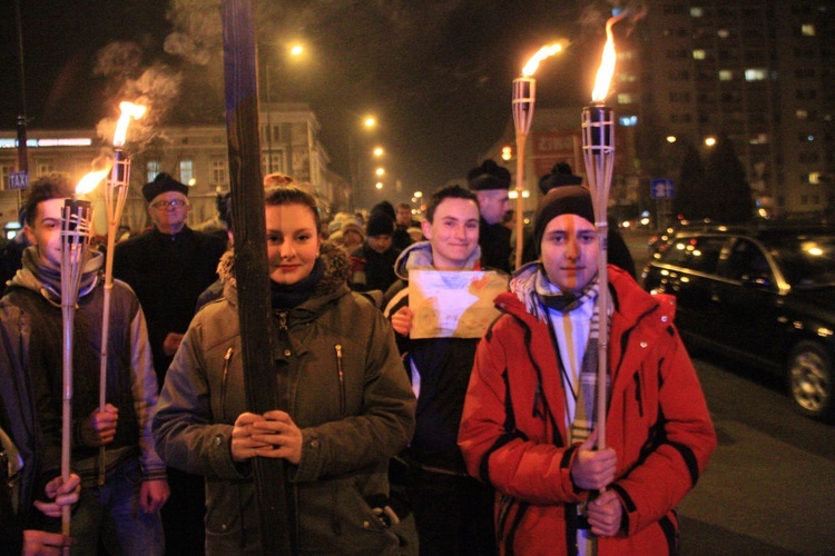 Droga Krzyżowa ulicami Kędzierzyna