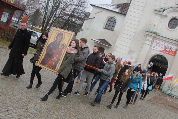 ​Peregrynacja znaków ŚDM w Krośnie Odrzańskim