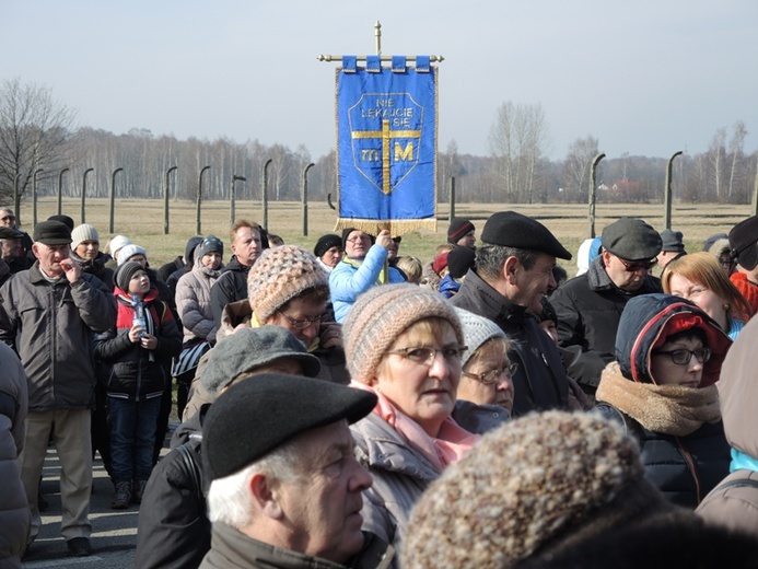 Droga Krzyżowa na terenie KL Auschwitz-Birkenau