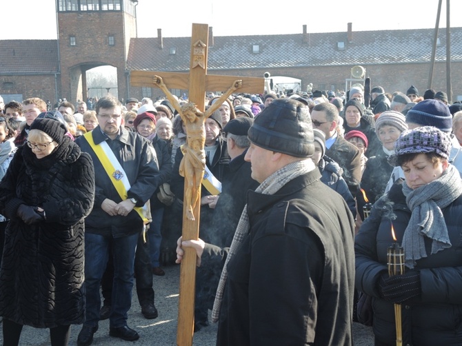 Droga Krzyżowa na terenie KL Auschwitz-Birkenau