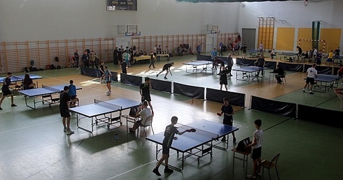 IX Diecezjalne Mistrzostwa Służby Liturgicznej i Księży w Tenisie Stołowym