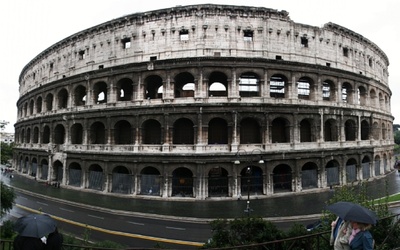 Droga Krzyżowa w Koloseum 