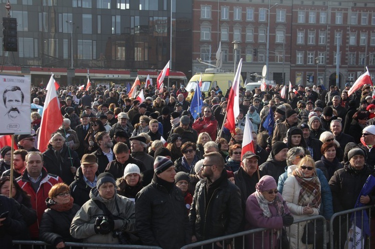 Wiec poparcia dla Lecha Wałęsy