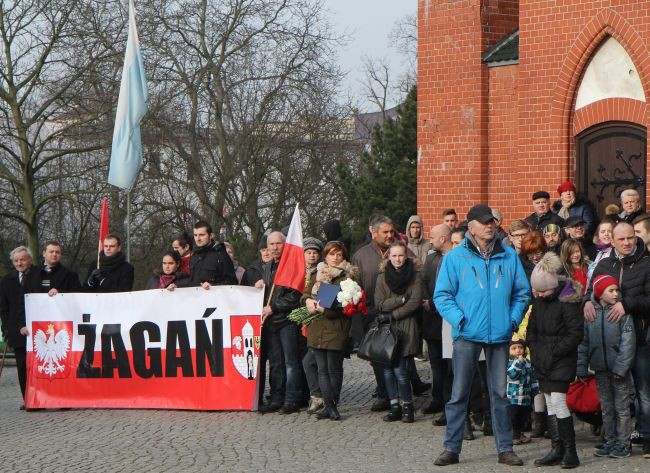 Odsłonięcie pomnika Żołnierzy Wyklętych w Żarach