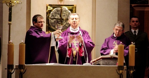 Bp Guzdek: Prośmy o Ewangeliczne "77 razy”